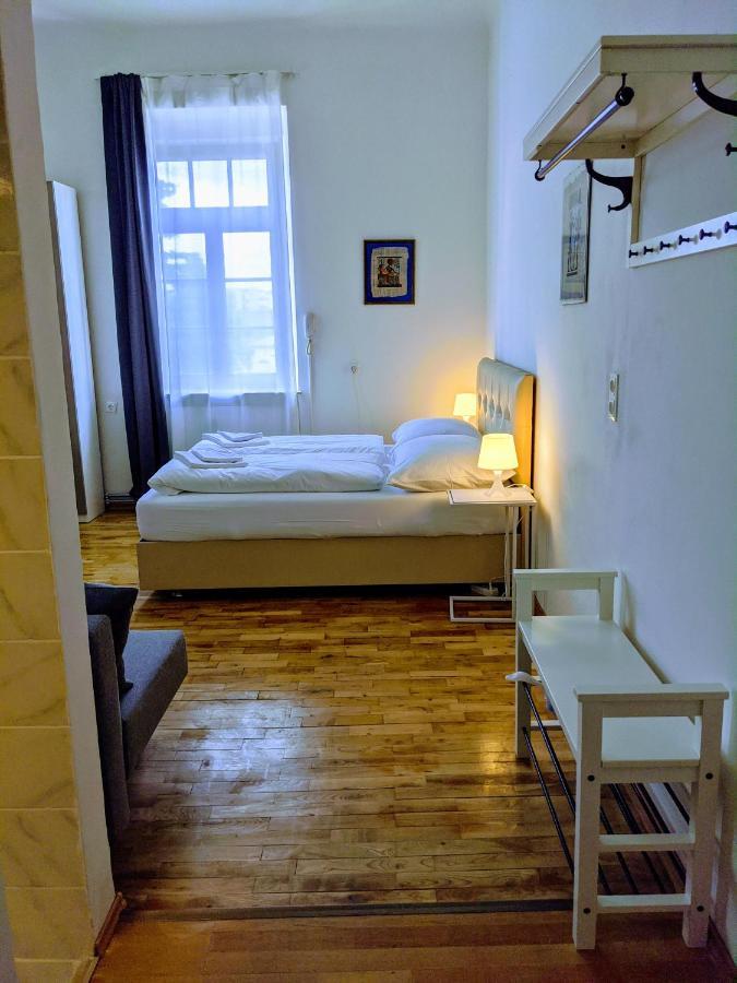 108 Studio Apartment Alexandria 30M2 Klagenfurt am Woerthersee Dış mekan fotoğraf