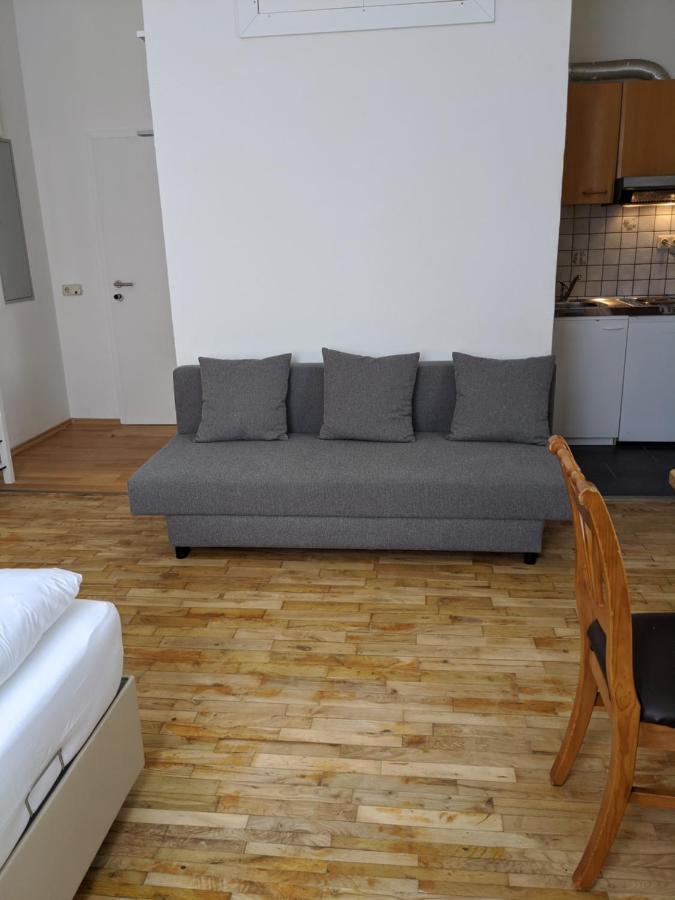 108 Studio Apartment Alexandria 30M2 Klagenfurt am Woerthersee Dış mekan fotoğraf