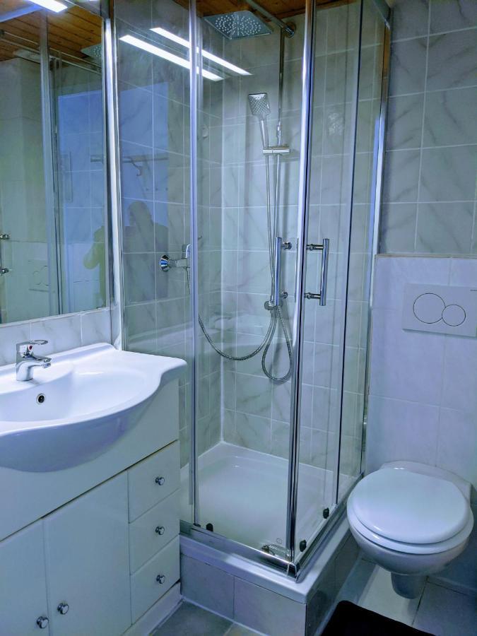 108 Studio Apartment Alexandria 30M2 Klagenfurt am Woerthersee Dış mekan fotoğraf